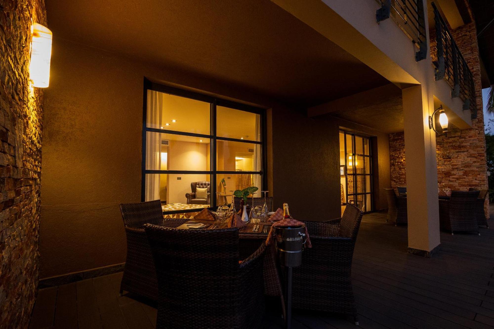 Speke Resort And Conference Center カンパラ エクステリア 写真