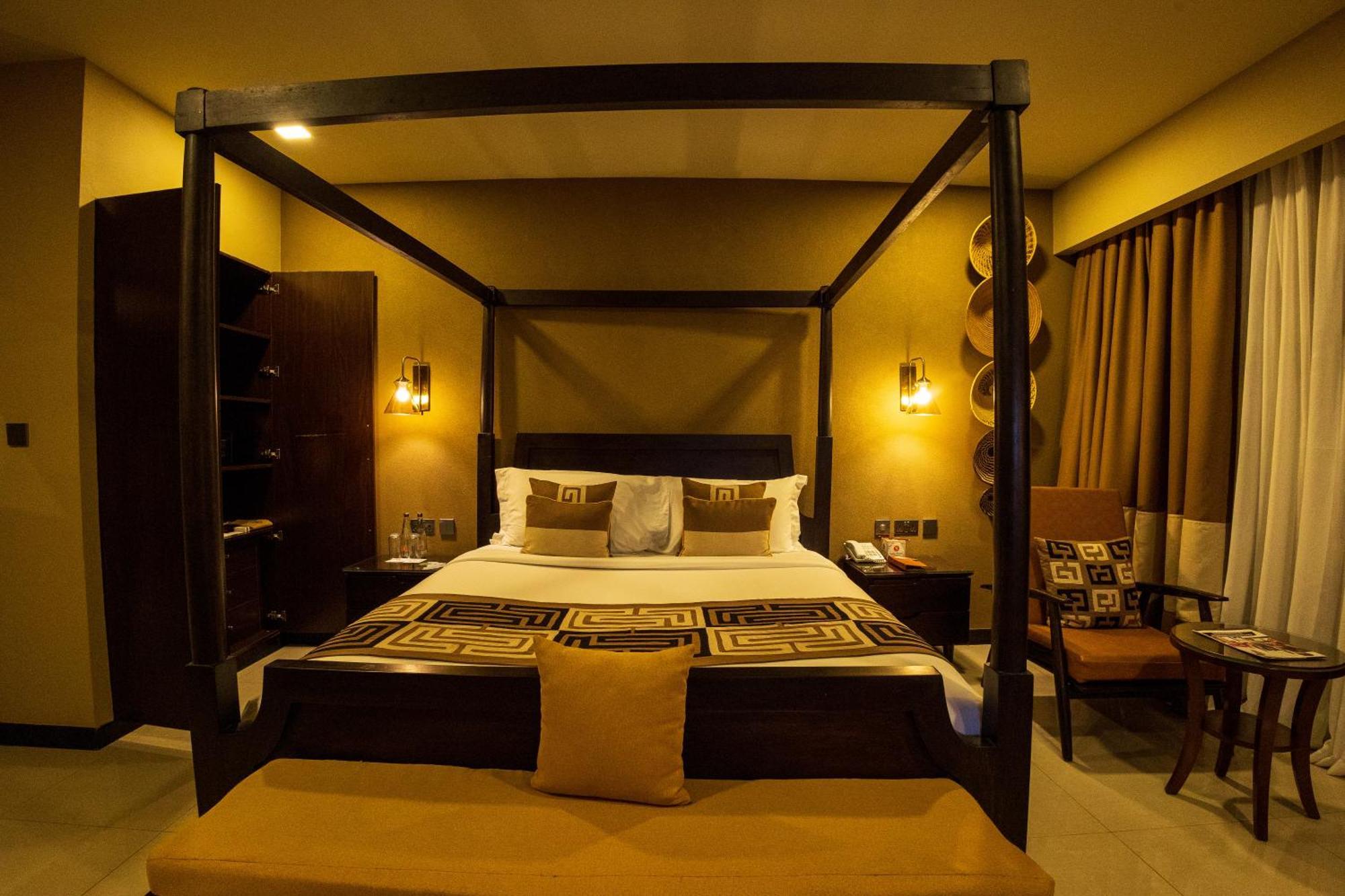 Speke Resort And Conference Center カンパラ エクステリア 写真