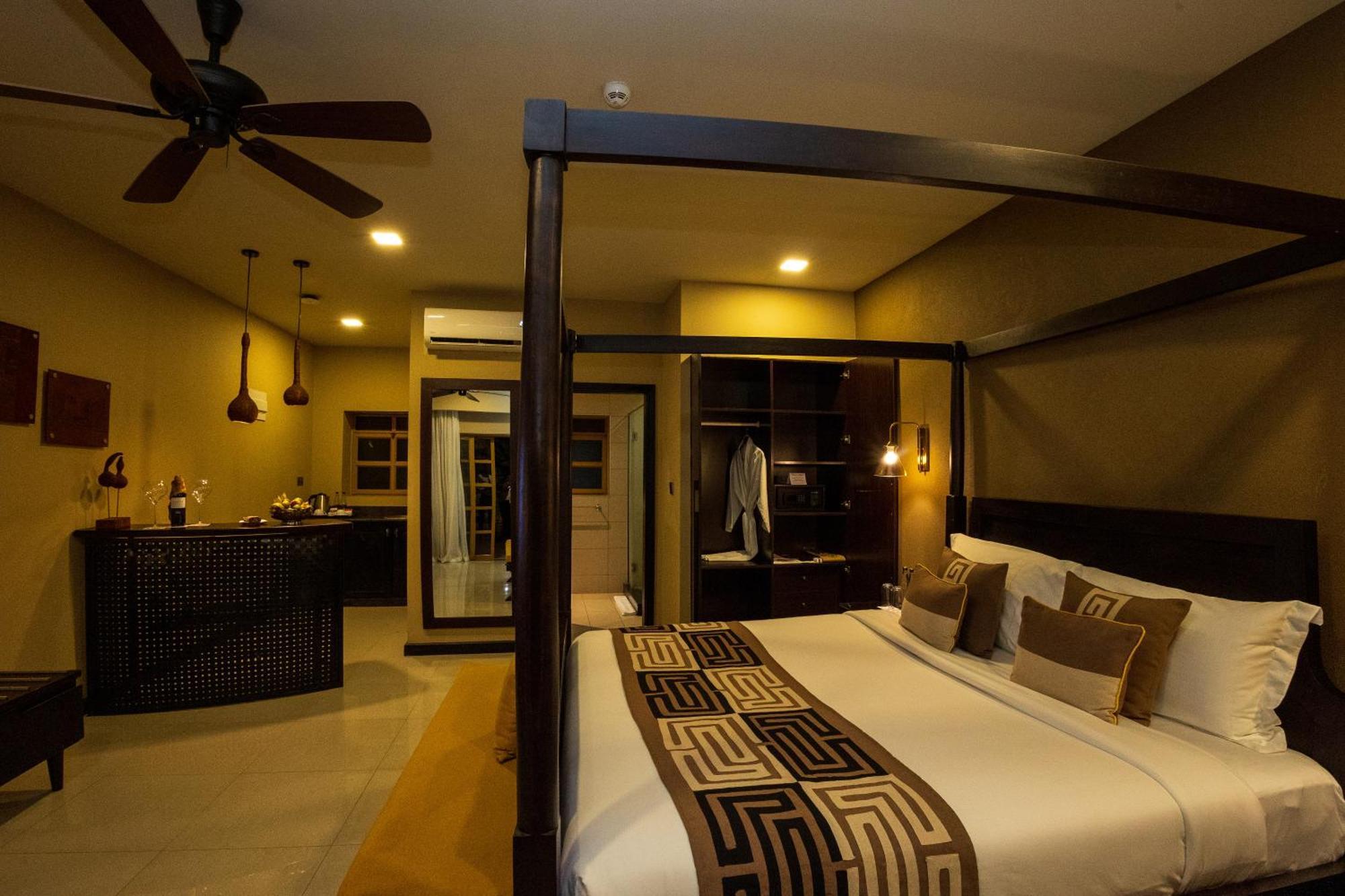 Speke Resort And Conference Center カンパラ エクステリア 写真