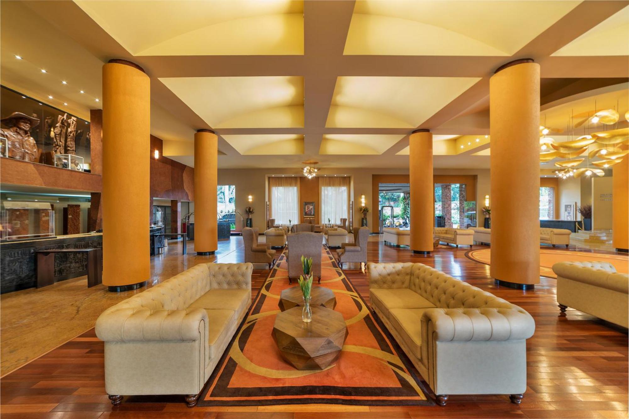 Speke Resort And Conference Center カンパラ エクステリア 写真