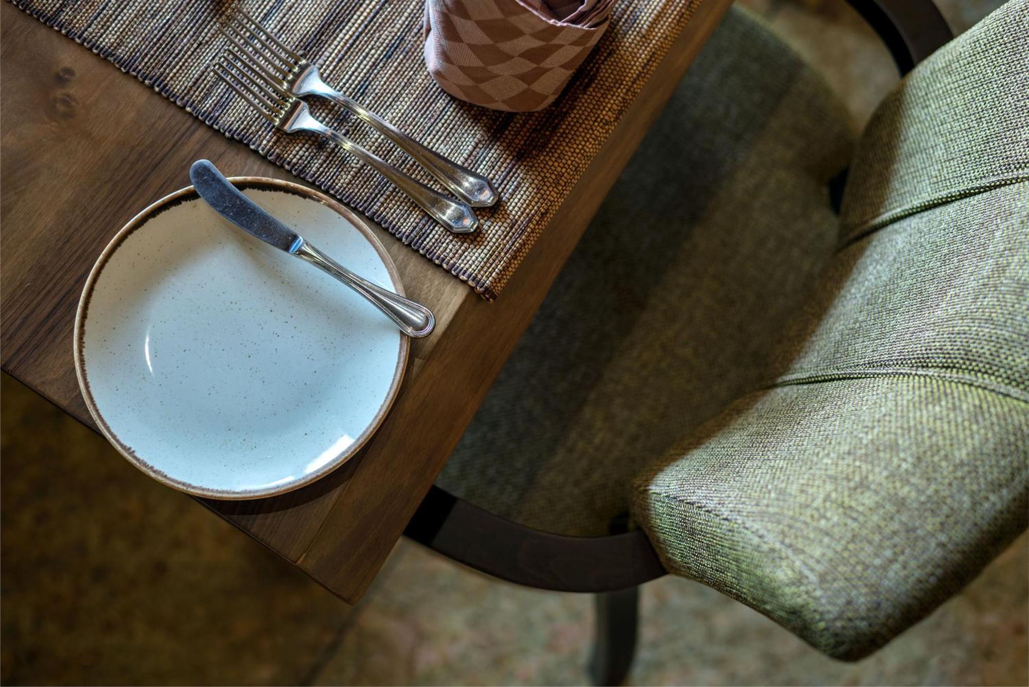 Speke Resort And Conference Center カンパラ エクステリア 写真