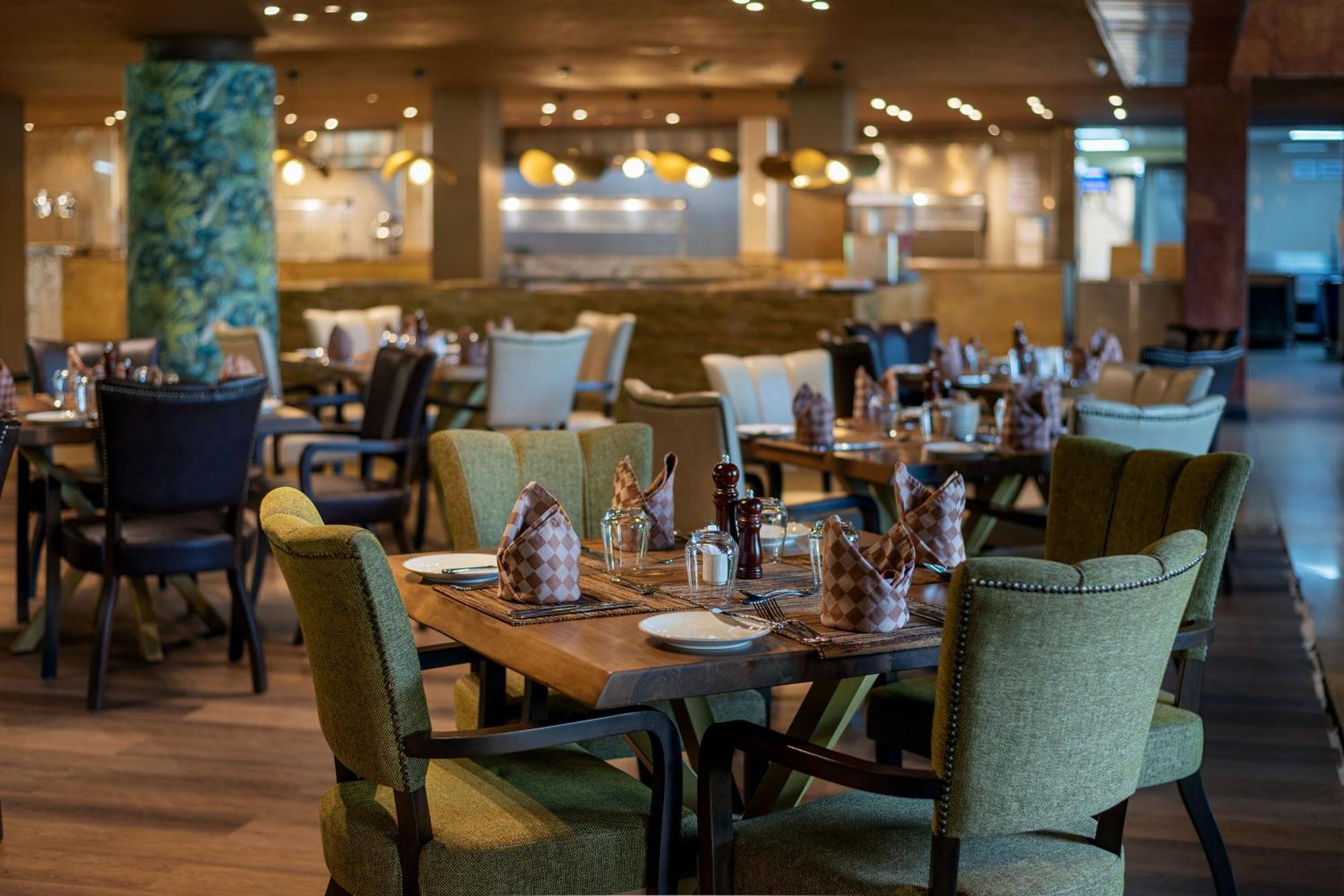 Speke Resort And Conference Center カンパラ エクステリア 写真