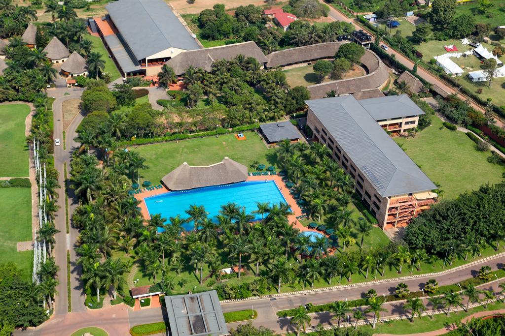 Speke Resort And Conference Center カンパラ エクステリア 写真